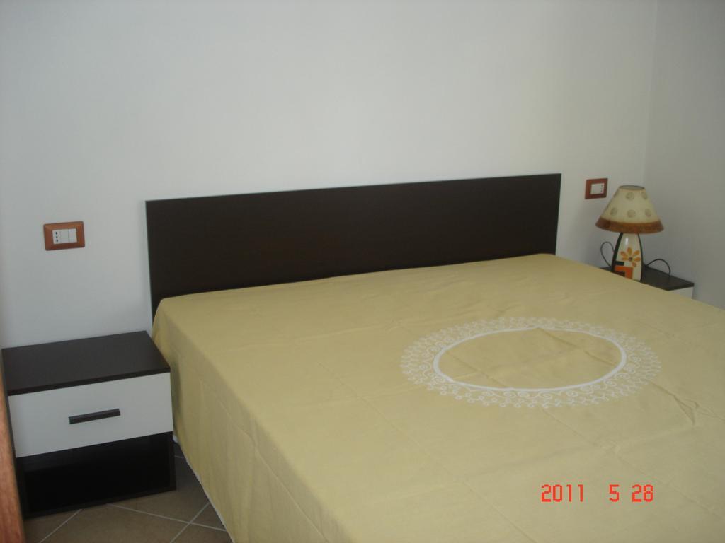 Hotel Funno Delle Noci Peschici Zimmer foto